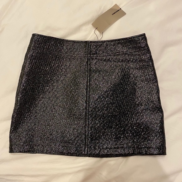 Zara Skirt - Picture 2 of 3